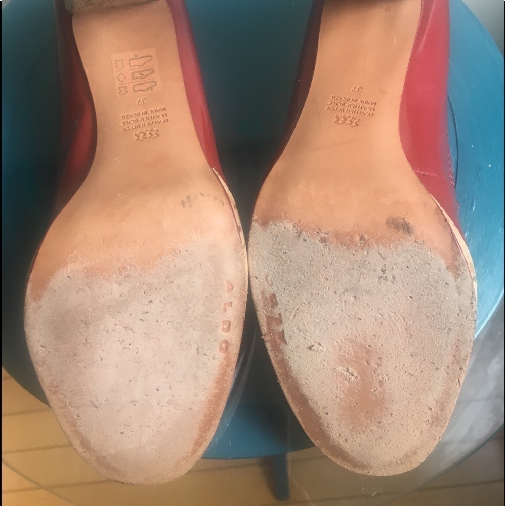 ALDO high heeled Red Shoes. Size 7 - Picture 10 of 11